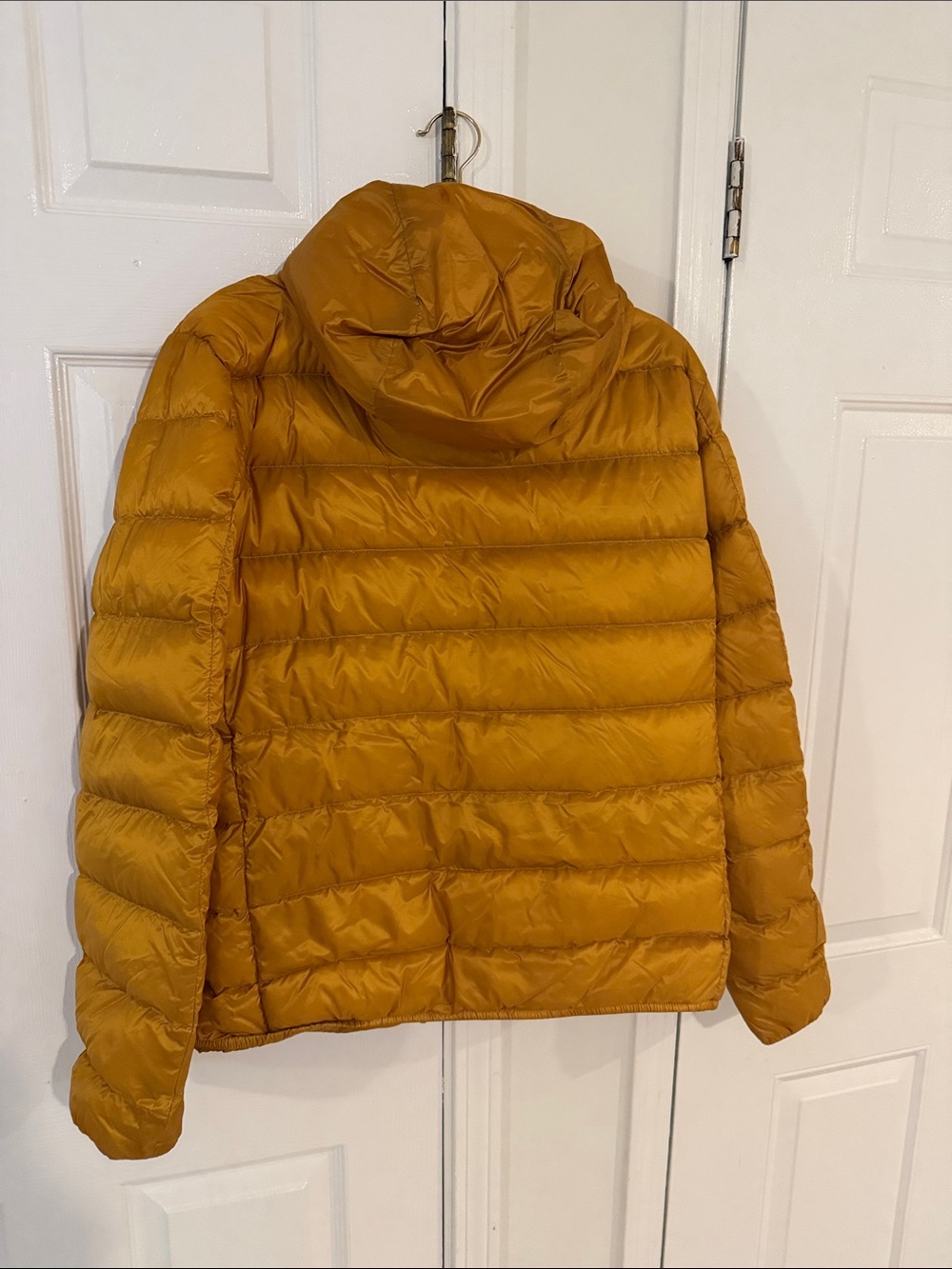 Women's UNIQLO Mustard Light Down Jacket with Hood - Picture 3 of 3